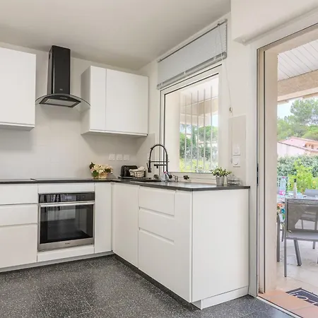 Osher Holiday home