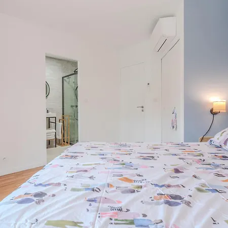 Osher Holiday home *
